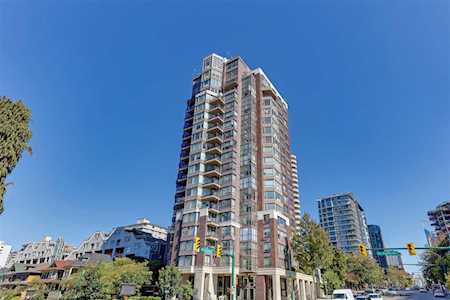 1003 Pacific Street #1903 Vancouver, BC V6E 4P2