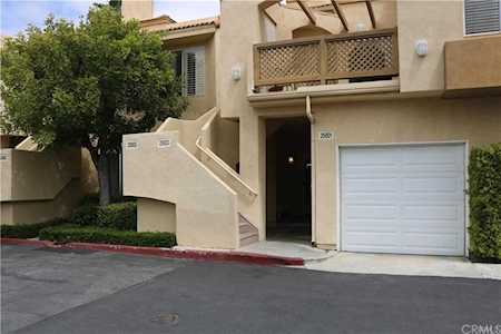 25001 La Mangusta Laguna Niguel, CA 92677