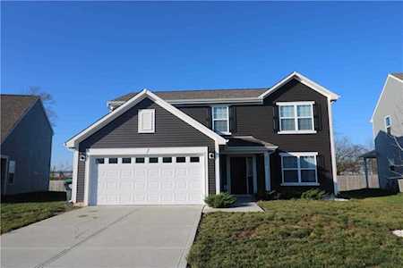 2576 Sungold Trl Greenwood, IN 46143