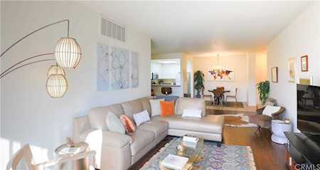 221 S Oak Knoll Avenue #109 Pasadena, CA 91101