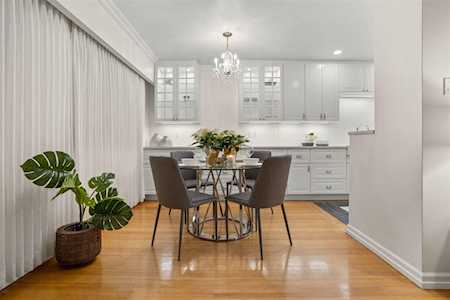 2250 W 43rd Avenue #104 Vancouver, BC V6M 2E3