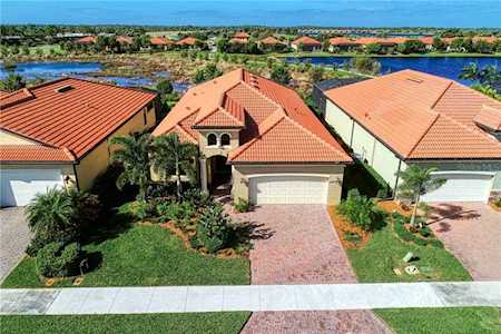 24241 Gallberry Dr Venice, FL 34293