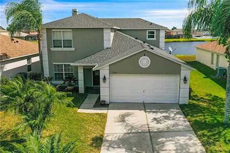 1027 Seneca Falls Dr Orlando, FL 32828