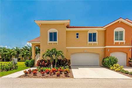 18 Franklin Ct S #A St Petersburg, FL 33711