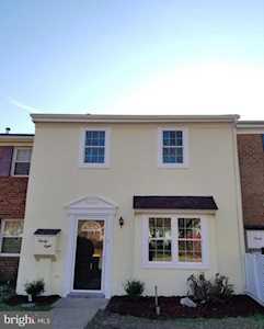28 Lamplighter Lane Dover, DE 19904