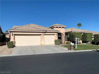 8208 Wooden Windmill Ct Las Vegas, NV 89131