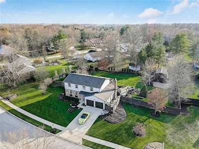 11324 Wood Creek Dr Carmel, IN 46033
