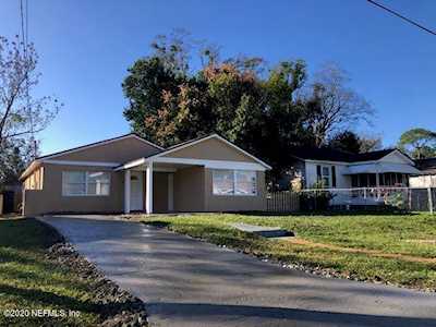 5122 Birkenhead Rd Jacksonville, FL 32210