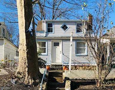 11 Lakeview Ave Mount Olive Twp., NJ 07828