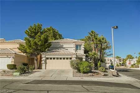 2305 Toro Ct Las Vegas, NV 89117