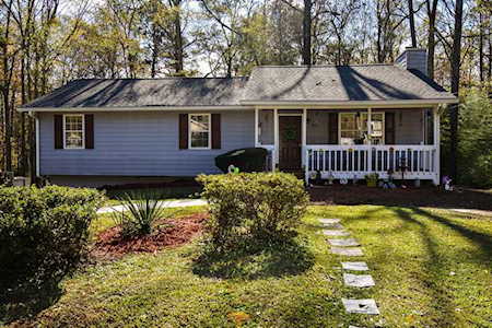 3236 Valley View St Powder Springs, GA 30127