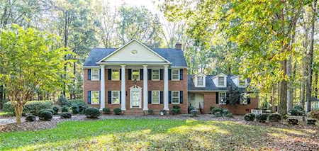 417 Lynderhill Ln Matthews, NC 28105