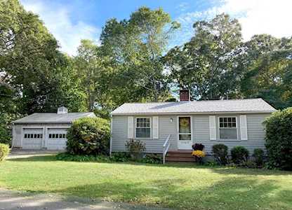 72 Glen Ave Falmouth, MA 02556