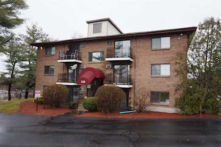 136 Mammoth Rd #8 Hooksett, NH 03106