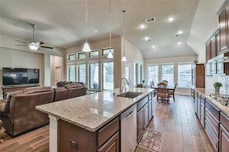 13823 Skylark Bend Ln Cypress, TX 77429