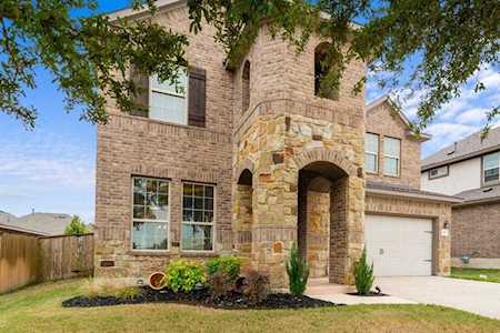 2915 Bluffstone DR Round Rock, TX 78665