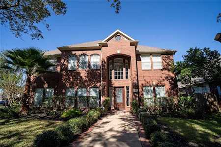 1043 Hayden Creek Dr Sugar Land, TX 77479