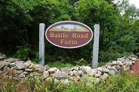 29 S Commons #C Lincoln, MA 01773