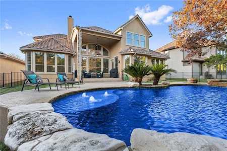4205 Vail DV Bee Cave, TX 78738
