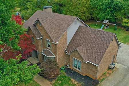 9008 Spruce Tree Pl Louisville, KY 40242