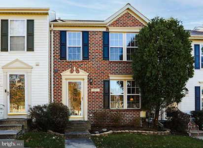8722 Thornbrook Dr Odenton, MD 21113