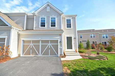 19 Wayside Dr #271 Hopkinton, MA 01748