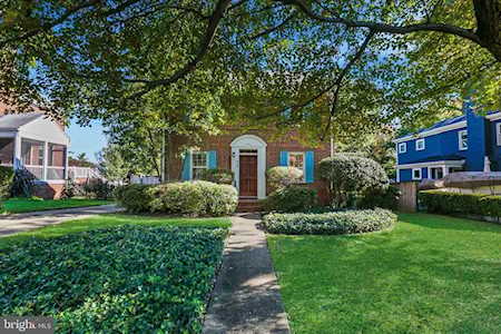 619 Stafford St Arlington, VA 22204