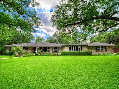 1531 N Buckner Boulevard Dallas, TX 75218