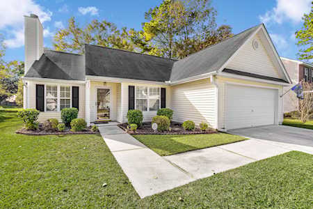 8629 Hickory Creek Ln North Charleston, SC 29420
