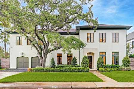 4010 Meadow Lake Ln Houston, TX 77027