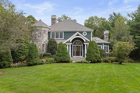 8 Beaumonts Pond Drive Foxboro, MA 02035