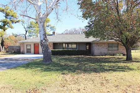 278 County Road 567 Stephenville, TX 76401