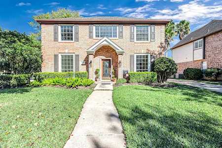 1926 Brown School Ct Richmond, TX 77406