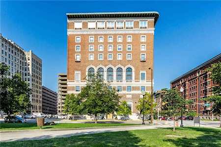 350 N Meridian St #402 Indianapolis, IN 46204