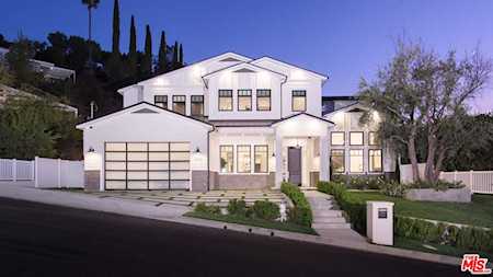 16656 Oldham Street Encino, CA 91436