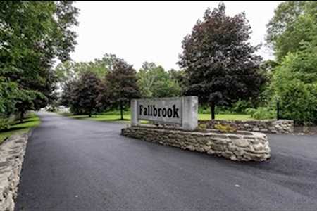 19 Meadow Pond Dr #L Leominster, MA 01453