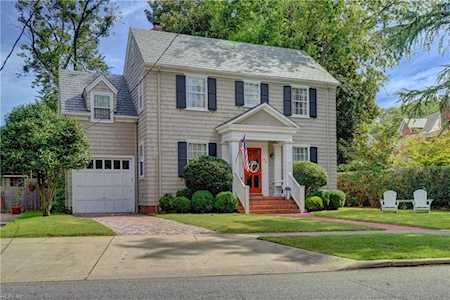 912 Larchmont Cres Norfolk, VA 23508