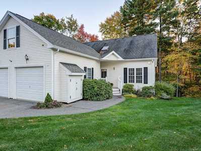 77 William Onthank Lane #77 Southborough, MA 01772