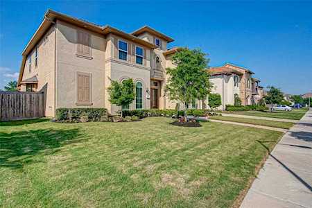 6018 Alexander Falls Ln Sugar Land, TX 77479