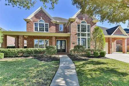 126 Water Bluff Ln Richmond, TX 77406