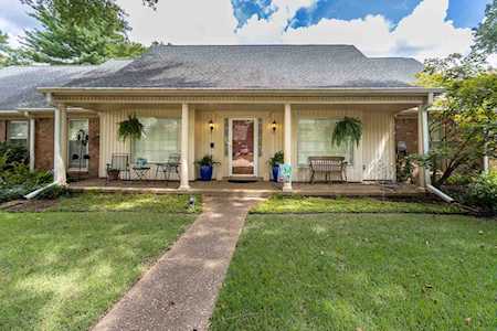 7964 Cross Village Dr Germantown, TN 38138