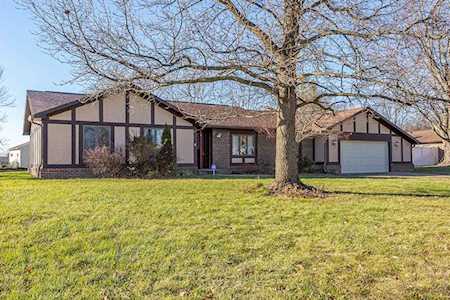 871 Granada Dr Greenwood, IN 46143