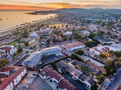 444 Por La Mar Dr #B Santa Barbara, CA 93103