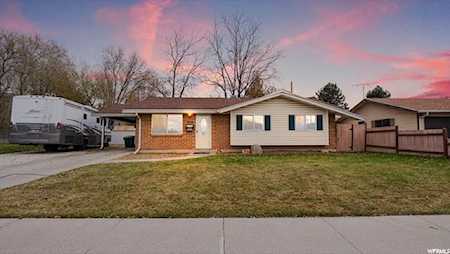 830 E 8080 S Sandy, UT 84094