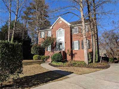 2117 Gatwick Dr Lawrenceville, GA 30043