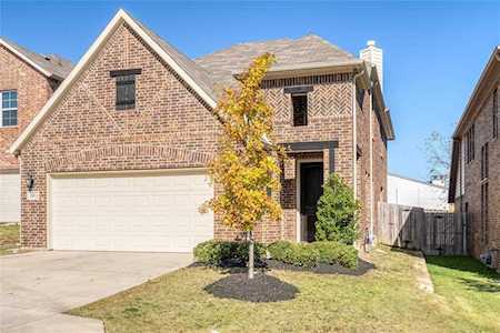 2413 Avalon Court Bedford, TX 76021