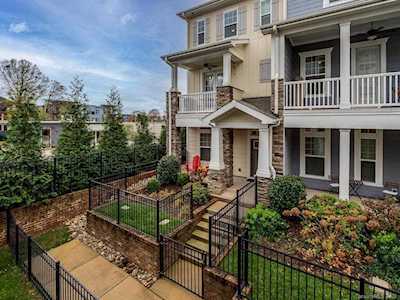 2327 Crockett Park Place Charlotte, NC 28203