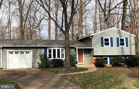 4829 Willet Dr Annandale, VA 22003