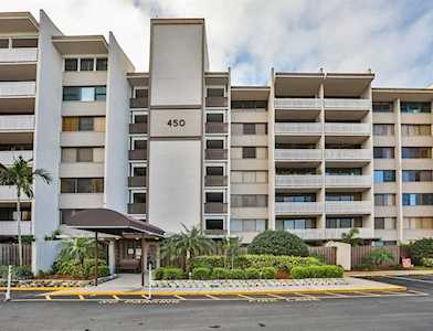 450 Treasure Island CAUSEWAY #111 Treasure Island, FL 33706