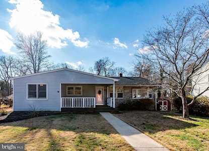 21 Winding Woods Way Pasadena, MD 21122